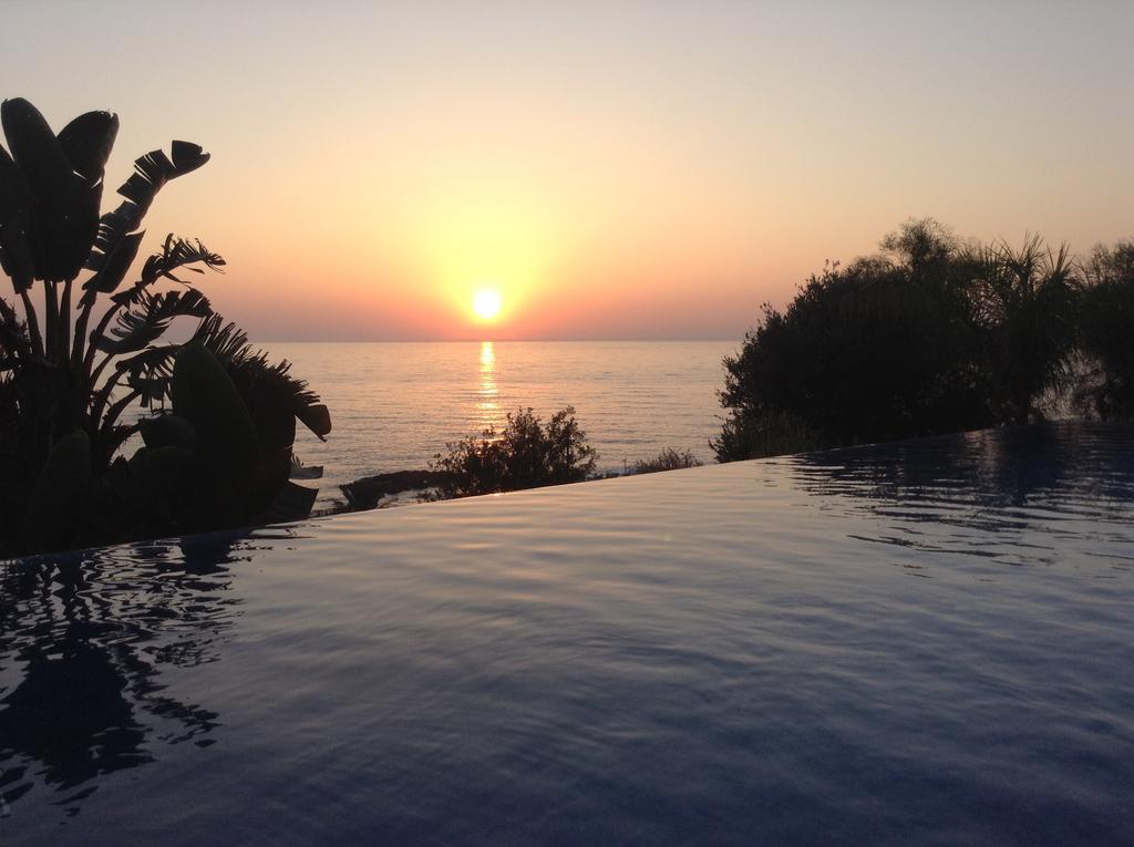 Sunset View Mermaid Villa Помос Экстерьер фото
